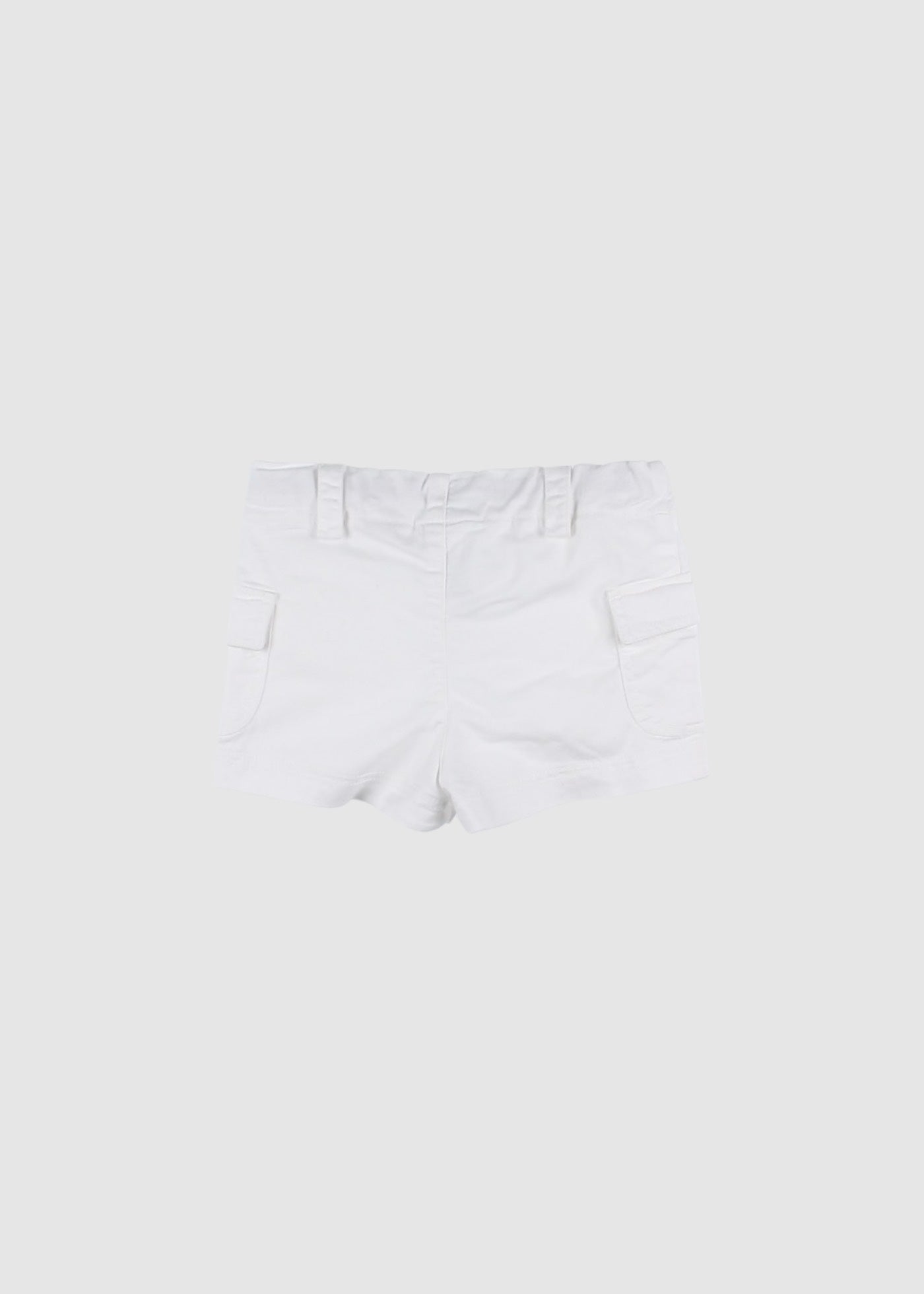 Pantalón Corto Tintado con Bolsillos