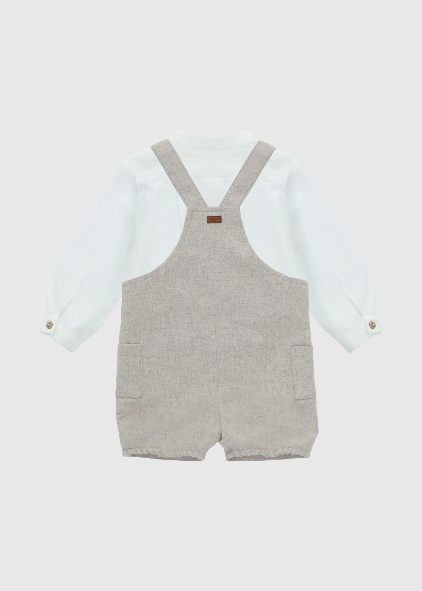 Conjunto de Peto y Camisa